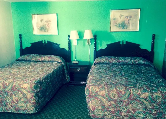 Travelers Motel Olney