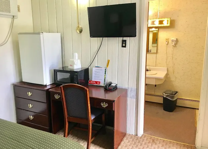 Travelers Motel 3*